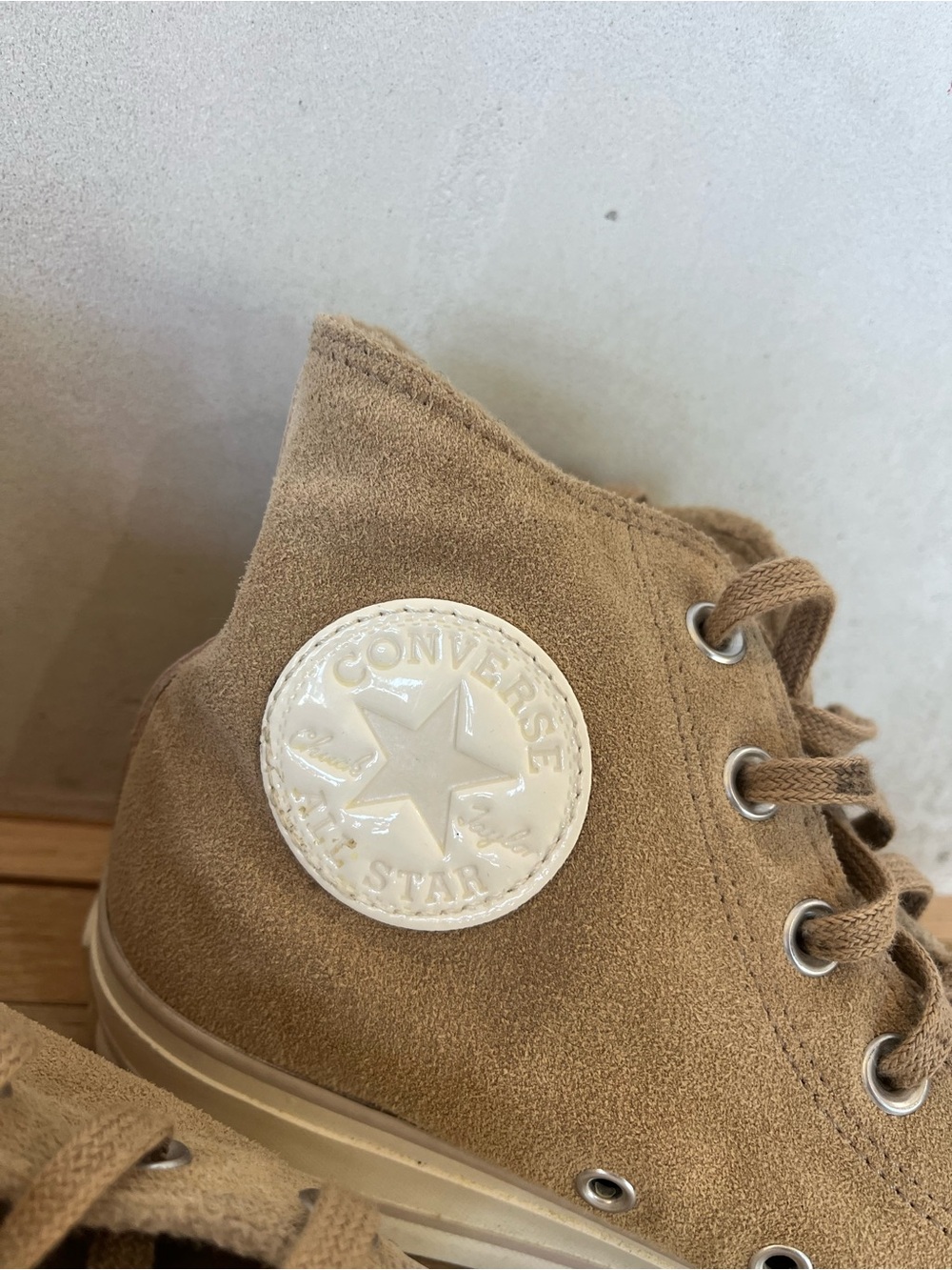 Converse High Top Sneakers • neutral color beige suede leather sneaker size 9